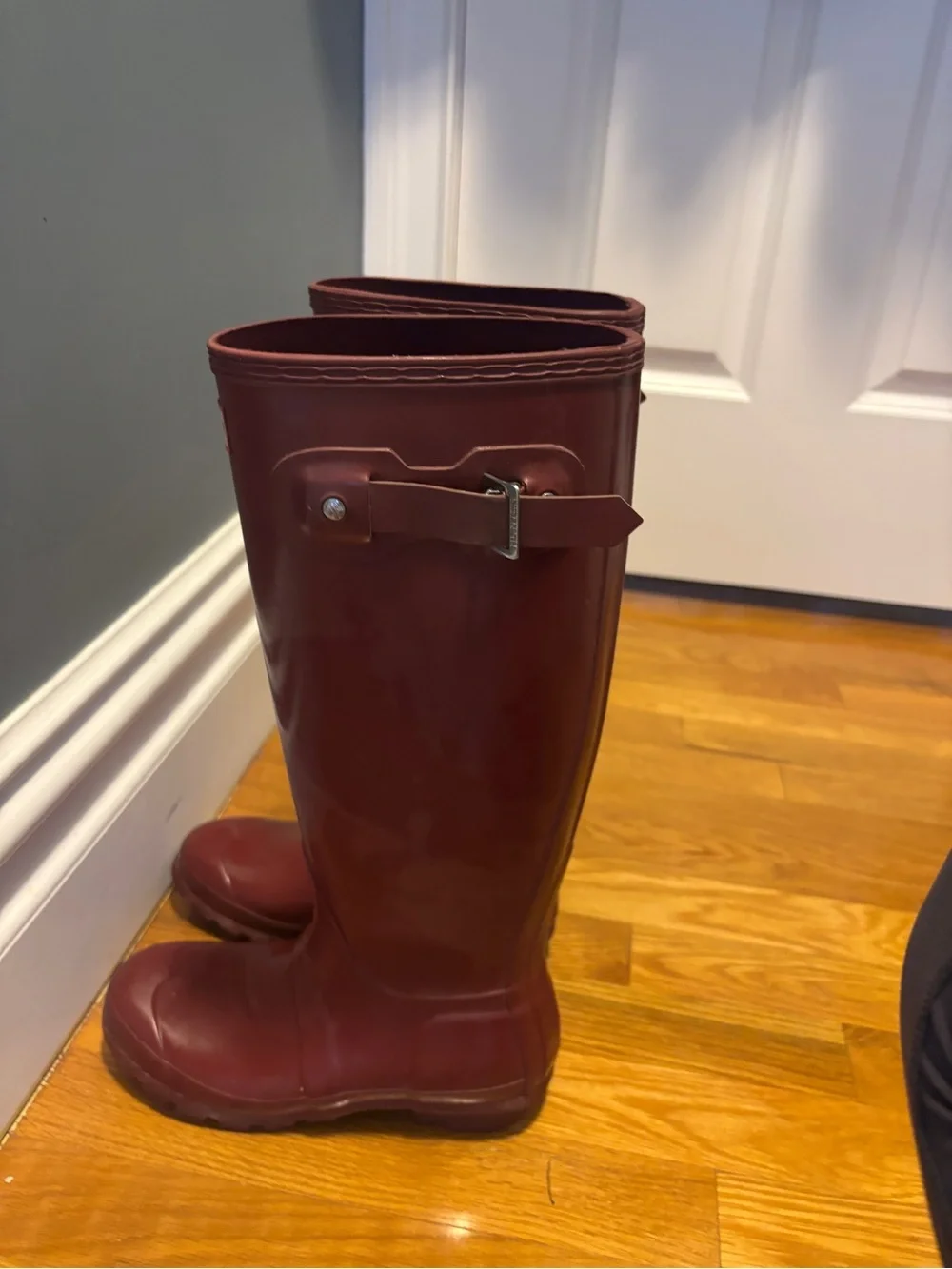 Hunter Tall Rain Boots in Deep Burgundy